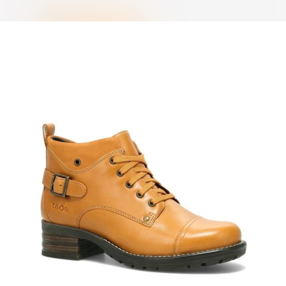 Taos size 37 mini crave ankle boots golden tan.